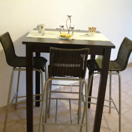 Les Etoiles Apartment