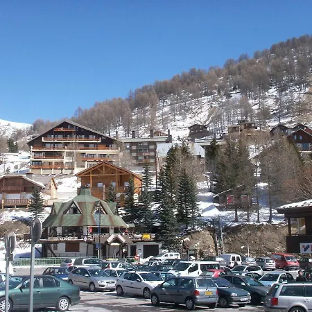 Les Etoiles Apartment Allos